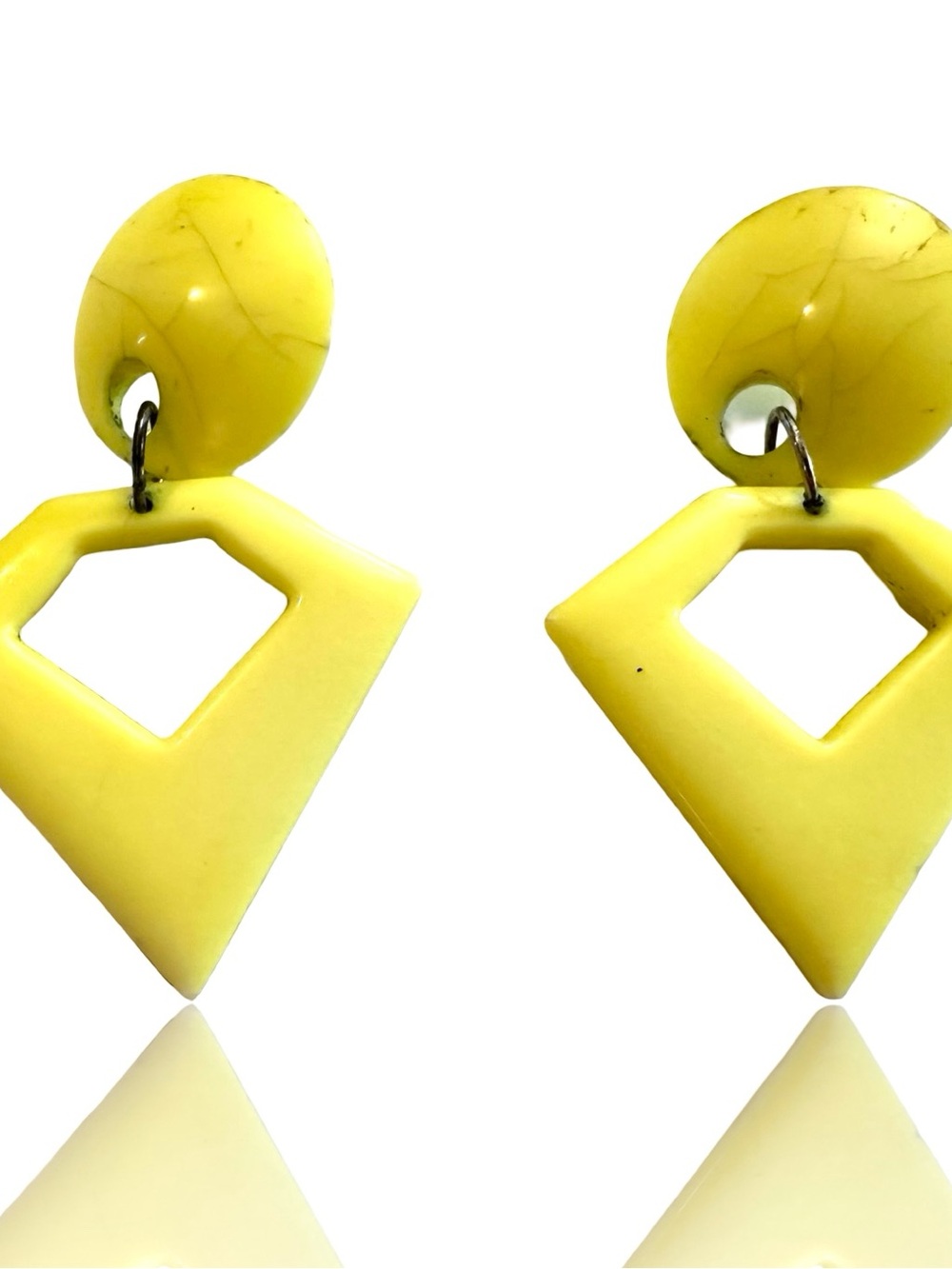 3 for $30 Unique Vintage 1980’s Yellow Geometric Drop Earrings
